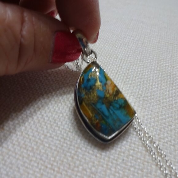 Beautiful "OYSTER TURQUOISE" Handmade Sterling Pendant/Chain #772B - Picture 1 of 3